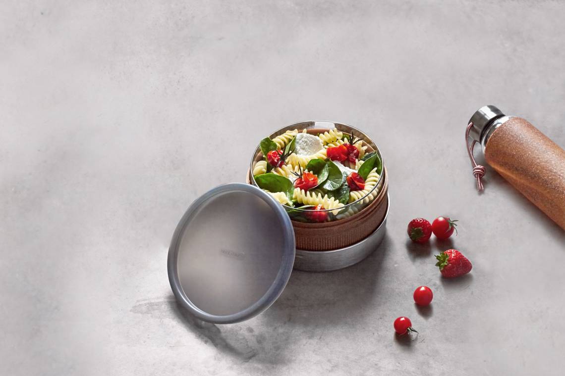 Black + Blum Stilvolle Lunchschale mit Pasta