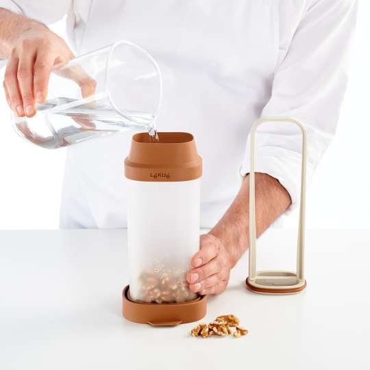 Lekue-Veggie Drinks Maker Lifestyle