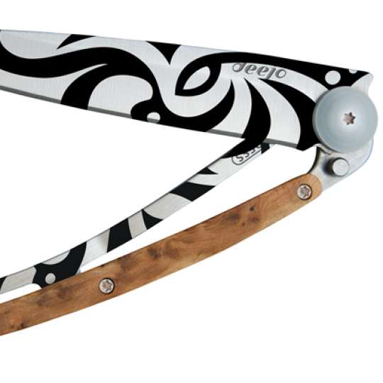 Deejo TATTOO TRIBAL - das Messer mit der stylischen Lasergravur
